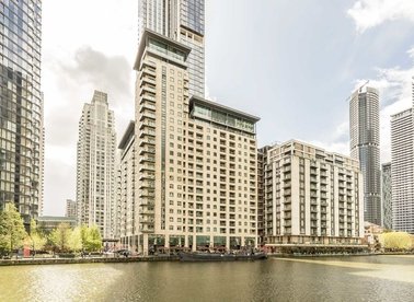 Properties for sale in South Quay Square - E14 9RZ view1