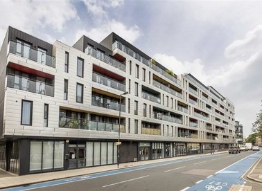 Properties for sale in Southwark Bridge Road - SE1 0DG view1