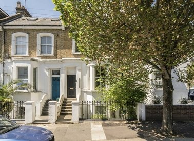 Properties for sale in Spencer Road - W3 6DW view1