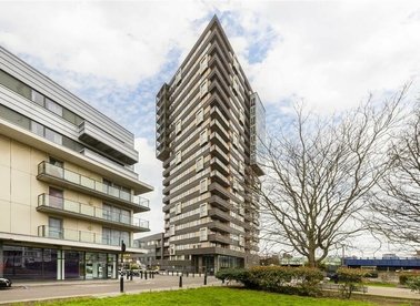 Properties for sale in Spencer Way - E1 2PW view1