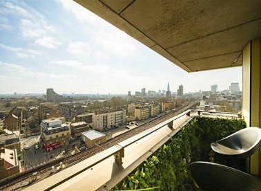 Properties for sale in Spencer Way - E1 2PW view1