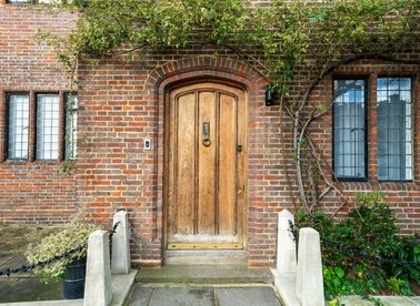 Sprimont Place, London, SW3