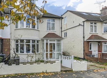 Properties for sale in Springvale Avenue - TW8 9QH view1