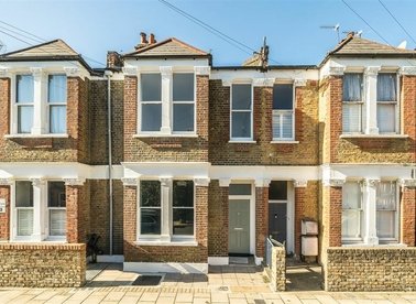 Properties for sale in St. Alphonsus Road - SW4 7AS view1