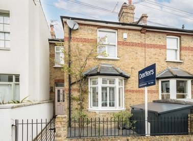 Properties for sale in St. Margarets Grove - TW1 1JF view1