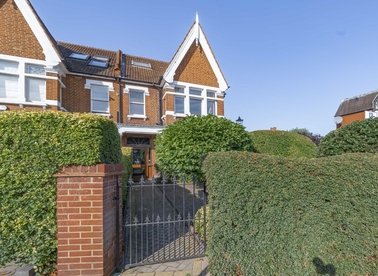 Properties sold in St. Margarets Road - TW1 1ND view1
