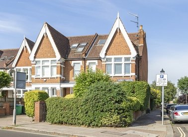 St. Margarets Road, Twickenham, TW1