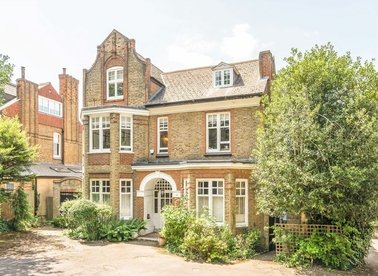 Properties for sale in St. Marys Road - KT6 5EY view1