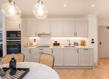 Properties for sale in St. Pauls Avenue - NW2 5TG view1