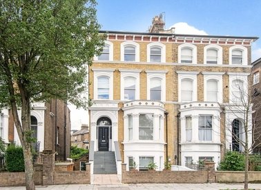 Properties for sale in St. Quintin Avenue - W10 6NZ view1
