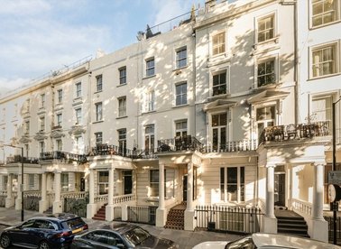 Properties for sale in St. Stephens Gardens - W2 5NJ view1