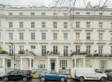 Properties for sale in St. Stephens Gardens - W2 5NA view1