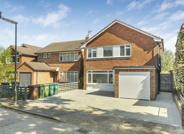 Properties for sale in Staines Road East - TW16 5AD view1