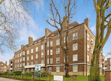 Properties for sale in Stamford Hill - N16 6XP view1