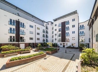 Properties for sale in Stane Grove - SW9 9AL view1