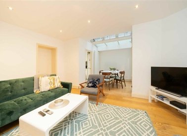Properties for sale in Stanhope Gardens - SW7 5RF view1