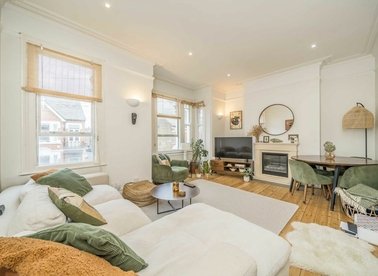 Properties sold in Stapleton Road - SW17 8AU view1