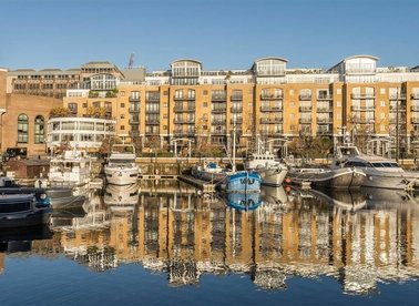 Properties for sale in Star Place - E1W 1AG view1