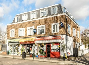 Properties for sale in Station Road - TW12 2AX view1