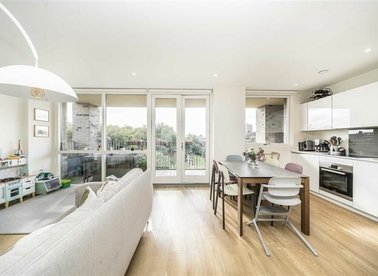 Properties for sale in Stead Street - SE17 1BP view1
