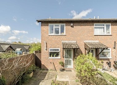 Properties sold in Stevens Close - TW12 3YR view1