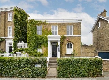 Properties for sale in Stockwell Park Crescent - SW9 0DQ view1
