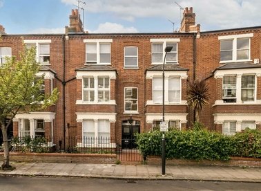 Properties for sale in Sulgrave Road - W6 7QG view1