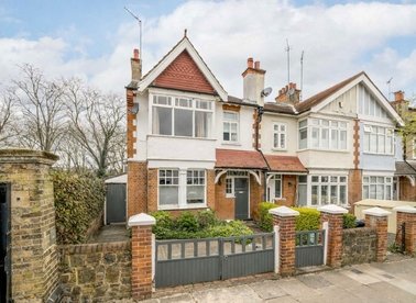 Properties for sale in Summerfield Road - W5 1ND view1