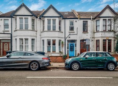 Properties for sale in Summerlands Avenue - W3 6EW view1