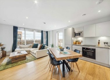 Properties for sale in Summerstown - SW17 0HF view1