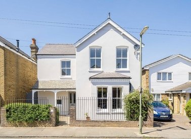 Properties for sale in Sunmead Road - TW16 6PE view1