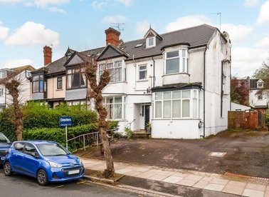 Properties for sale in Sunny Gardens Road - NW4 1SH view1