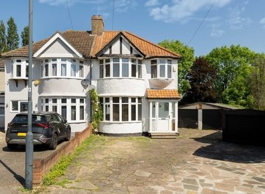 Properties for sale in Sunny View - NW9 0UP view1