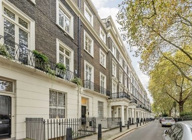 Properties for sale in Sussex Gardens - W2 2RH view1