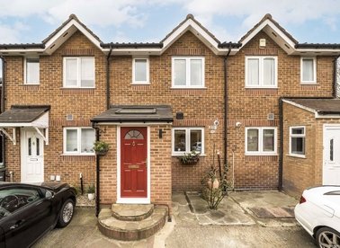 Properties for sale in Sybil Phoenix Close - SE8 5BA view1