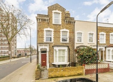 Properties for sale in Sydner Road - N16 7UG view1