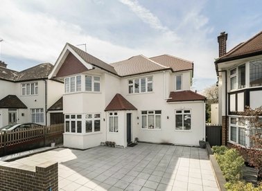 Properties for sale in Talbot Crescent - NW4 4PE view1