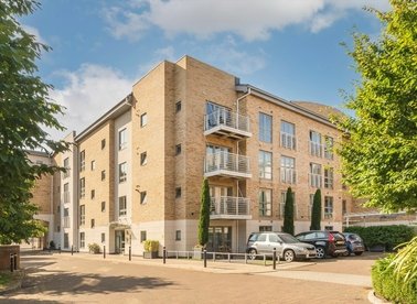 Properties for sale in Tallow Road - TW8 8EH view1