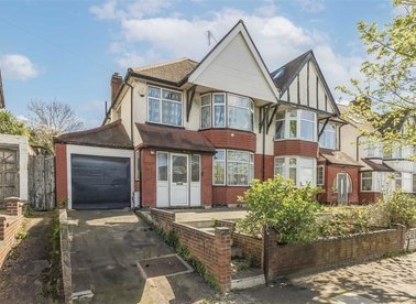 Properties for sale in Tanfield Avenue - NW2 7RT view1