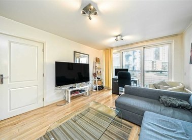 Properties for sale in Tarves Way - SE10 9JE view1