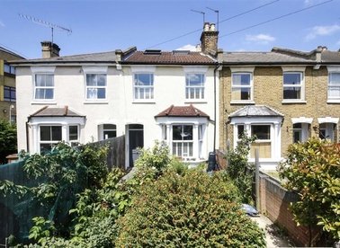 Properties for sale in Taunton Road - SE12 8QB view1