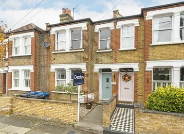 Properties for sale in Tennyson Road - SW19 8SH view1