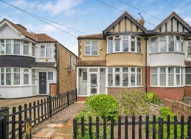 Properties sold in Thames Avenue - UB6 8JL view1