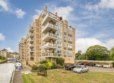 Thamespoint, Teddington, TW11