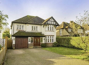 Properties for sale in The Avenue - TW16 5EQ view1