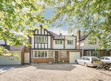 Properties for sale in The Avenue - TW16 5HZ view1