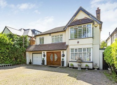 Properties sold in The Avenue - TW16 5EH view1