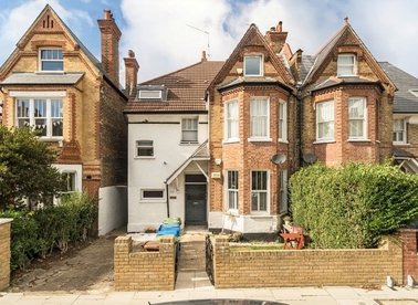 Properties for sale in Therapia Road - SE22 0SE view1