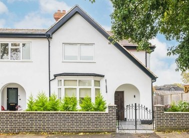 Properties for sale in Thompson Avenue - TW9 4JW view1