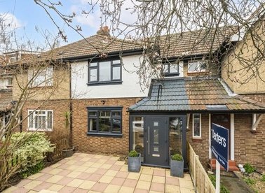 Properties for sale in Thompson Avenue - TW9 4JW view1